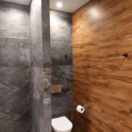 Liris Apartment *