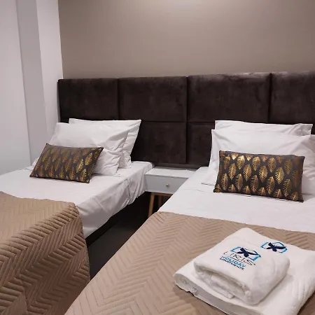 Liris アパート ナザレ